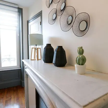 Le Grand Serre - Appart Cosy Proche De La Gare شقة *